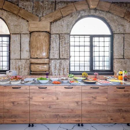 Hotell Legend Tulip *