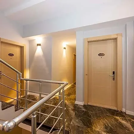 Hotell Legend Tulip 3*