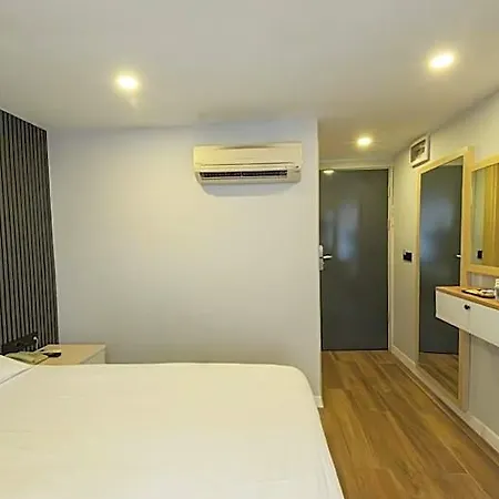 Legend Tulip Hotell