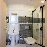 Hotel Legend Tulip 3*